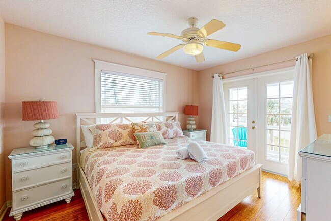 Photo - 721 Holly Rd Unit SI ID1591347P