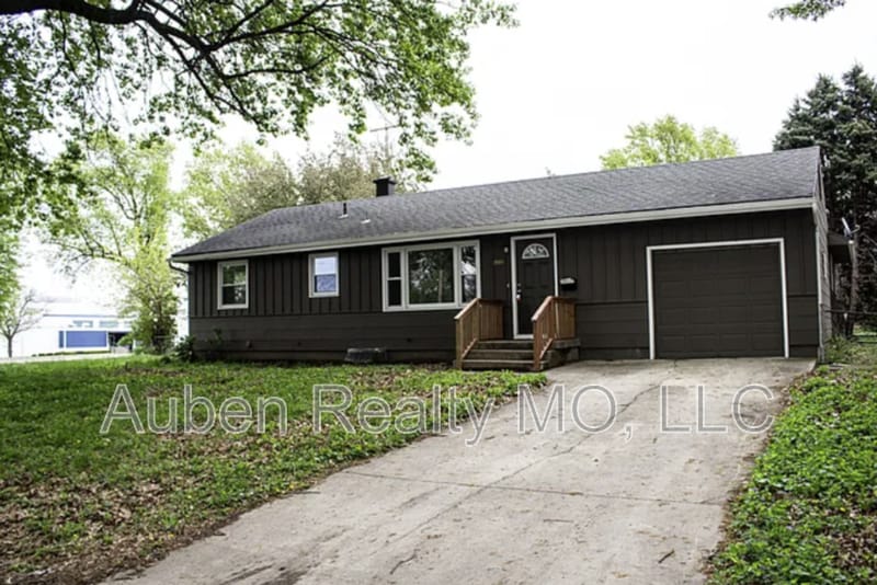 Photo - 3501 S Osage St