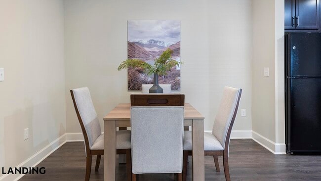 Photo - 3000 Daventry Cir Unidad 10112