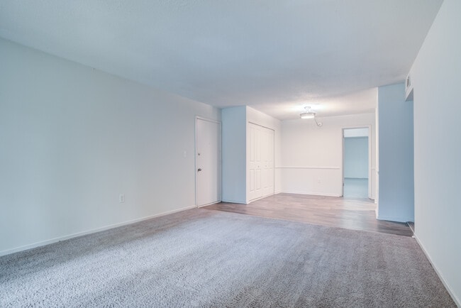 Photo - Crown Pointe