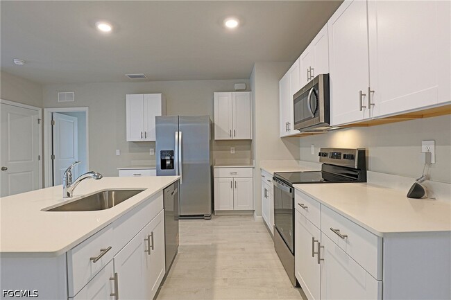 Photo - 1156 Brooklands Dr