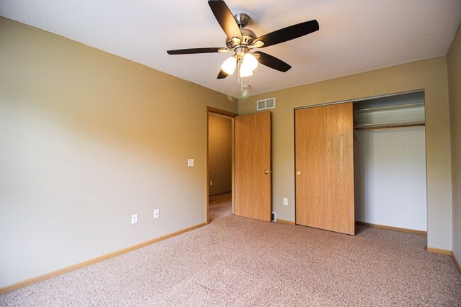 Photo - 2030 Dodge St