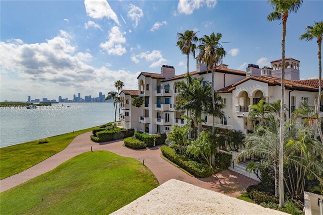 Photo - 2235 Fisher Island Dr