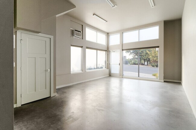 Photo - 1626 E Yesler Way Townhome