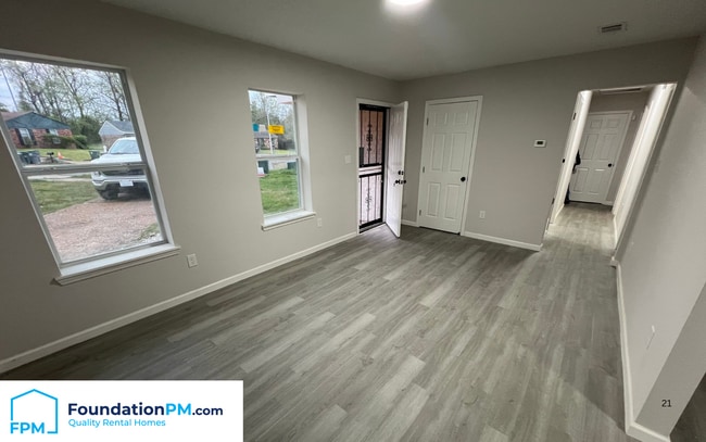 Photo - 4911 Shayne Cove