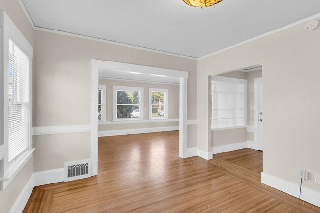 Photo - 1322 Marin Ave