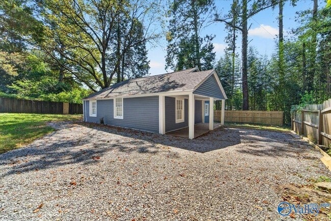 Photo - 2809 Garvin Rd NW
