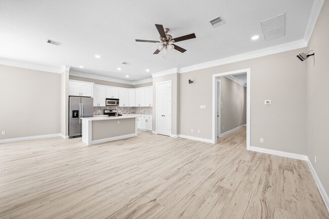 Photo - 9151 Lago Crest Dr