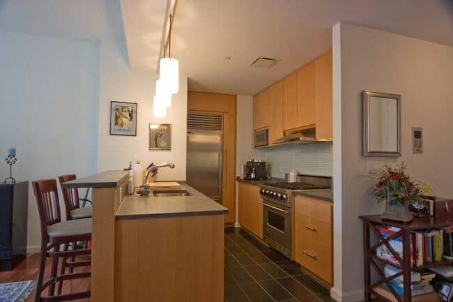 Photo - 505 Greenwich St Unit 7G