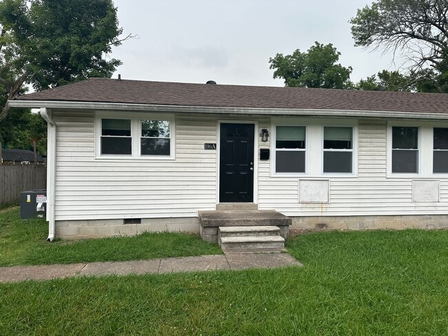 Building Photo - 116 N Tarver Ave Unit A