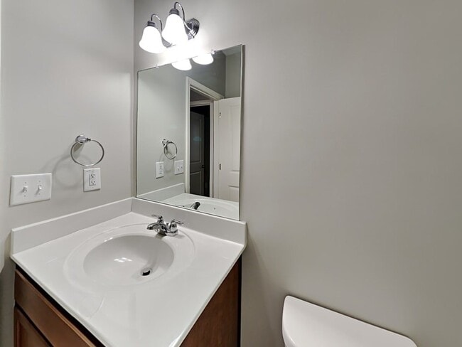 Building Photo - 6328 Avery St SW