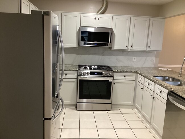 Photo - 17046 Clan MacIntosh Dr