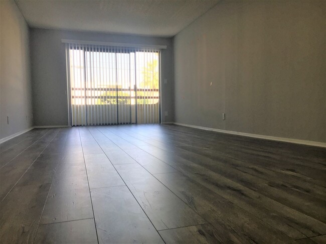 14312 Tiara St Unit 07