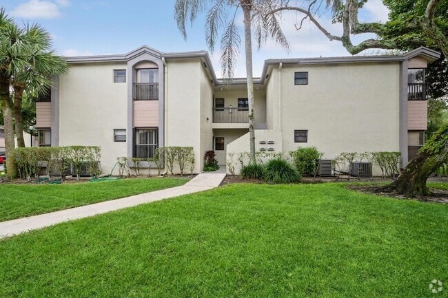 Building Photo - 4485 Carambola Cir S Unit 27322 Rental