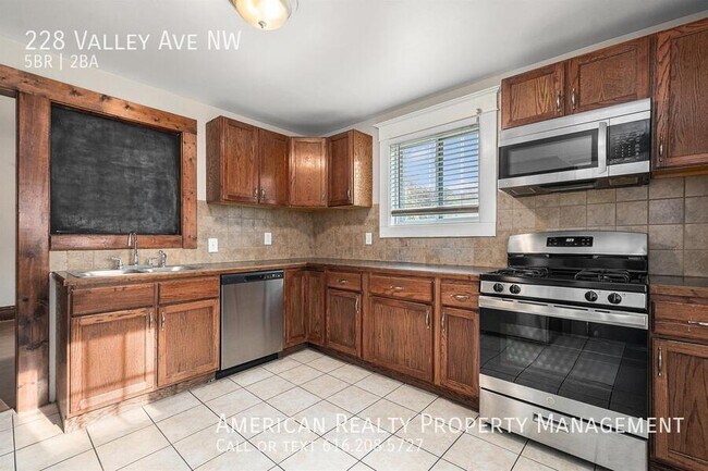 Photo - 228 Valley Ave NW