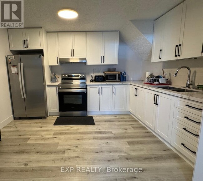 Photo - 254 Hillside Dr