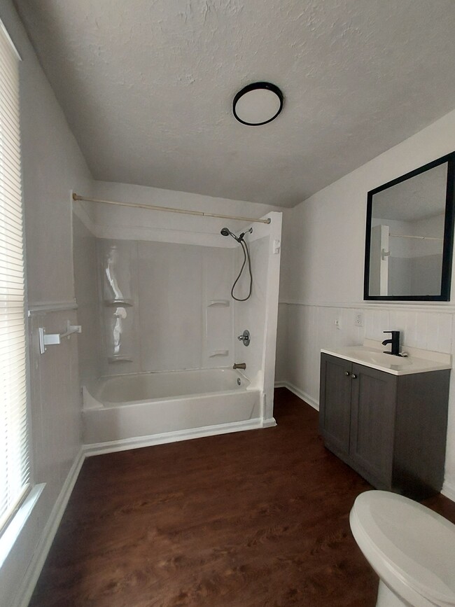 Photo - 240 W Main St