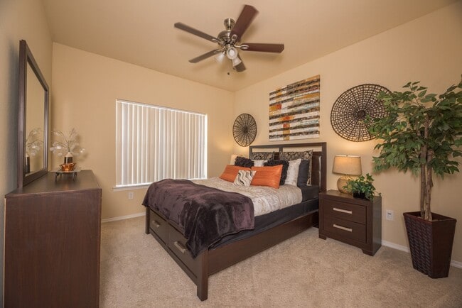 Photo - Sonterra at Buckingham