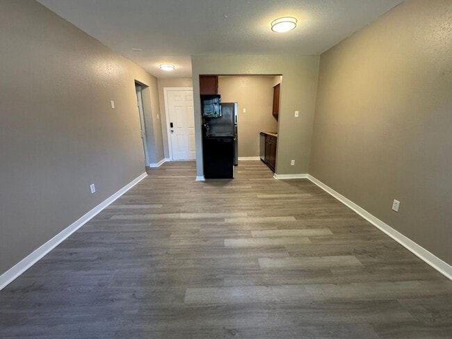 Photo - 3021 Pestalozzi St Unit 105