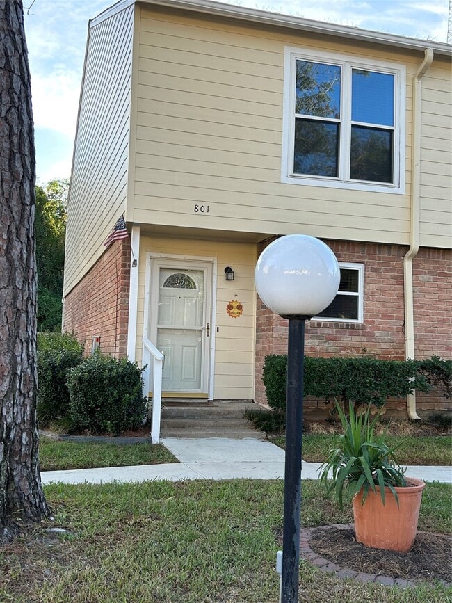 Building Photo - 14515 Wunderlich Dr Unit 801 Rental