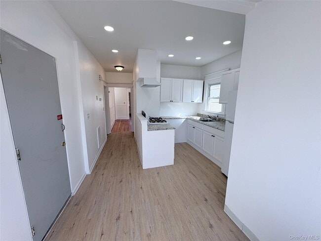 Photo - 23 May St