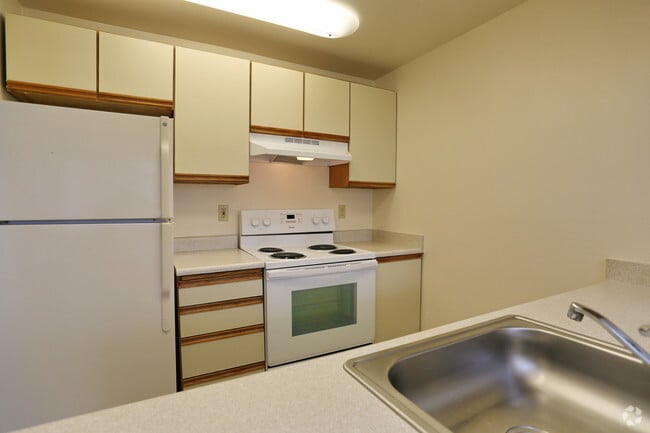 Cocina Windsurfer - Sammamish Beach Club