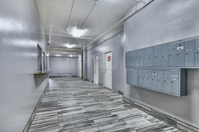 Alvarado  Apartments