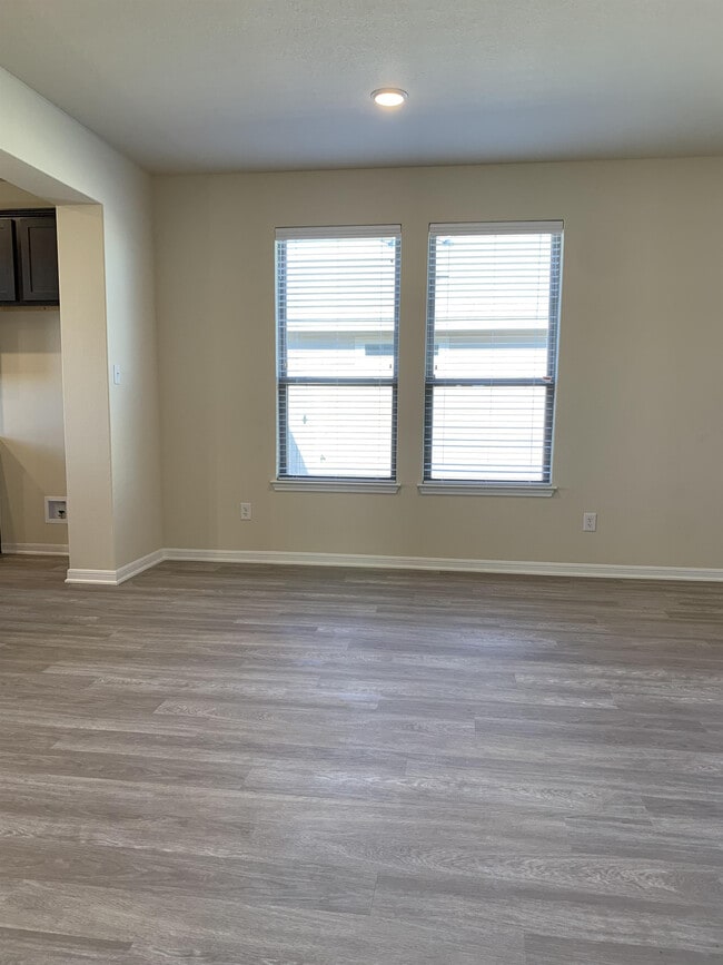 Photo - 4728 Fawn Valley Dr