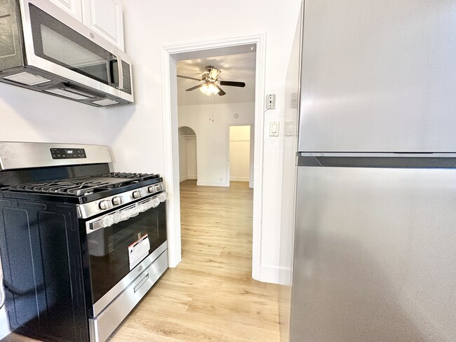 Photo - 2360 W Washington Blvd Los Angeles, CA 90018 Unit 101