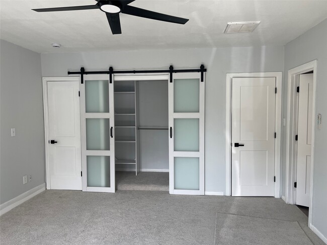 Photo - 1225 Clover Dr