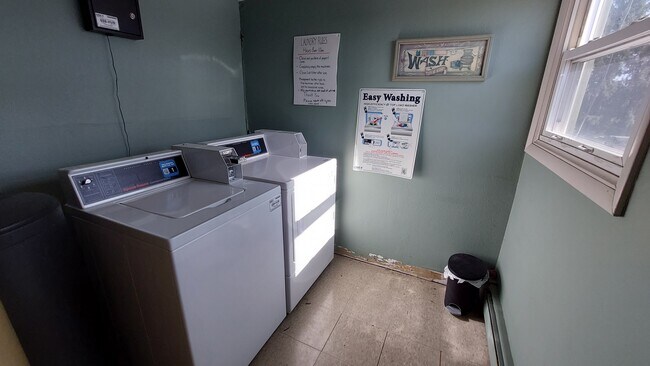 Photo - PIONEER APARTMENTS