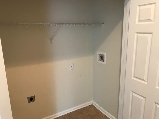 Photo - Must-See 3 Bedroom / 2 Bathroom Condo in B...
