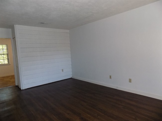 Photo - 700 N Calhoun St Unit B14