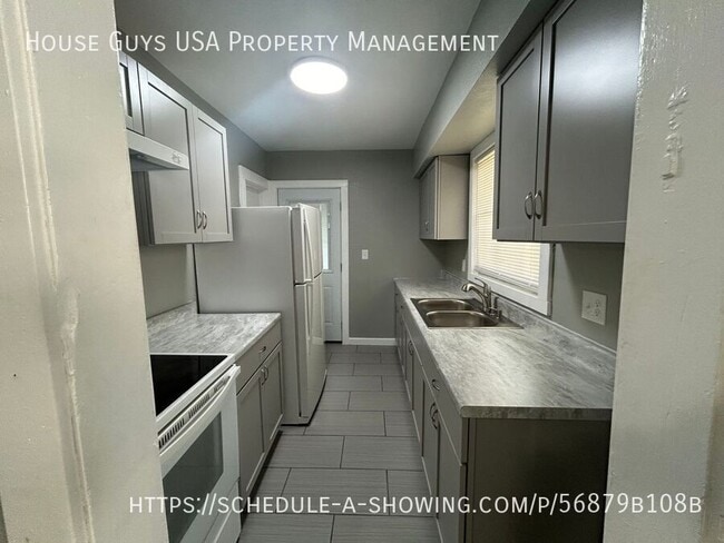 Photo - 2224 Quincy Ave