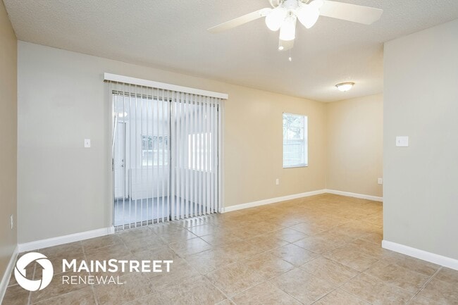 Photo - 2853 Magnolia Ave