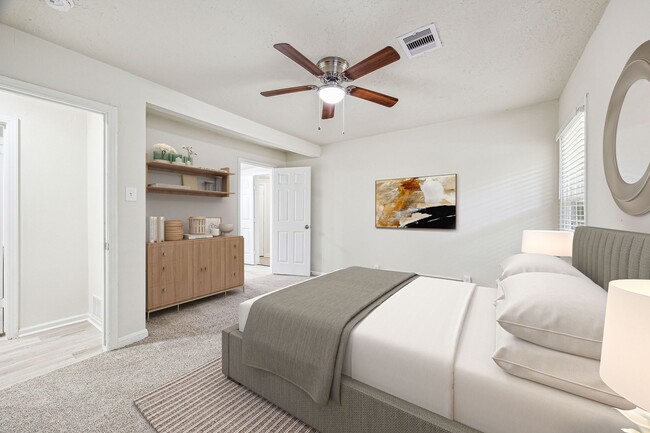 Photo - 2511 Evergreen Dr