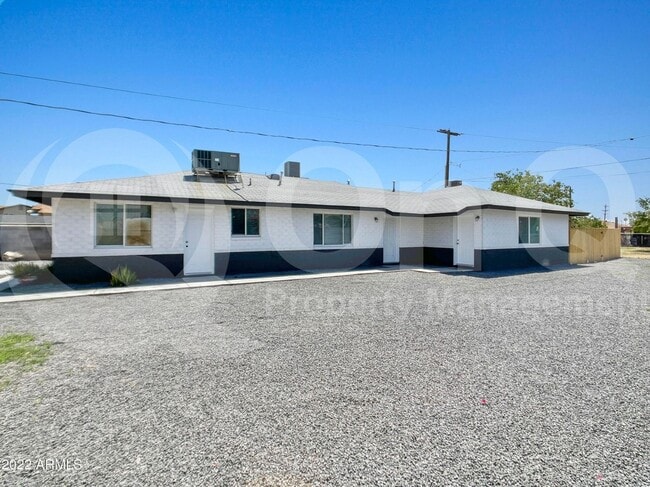Photo - 2109 W Hayward Ave Casa