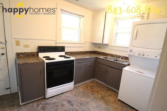 Photo - Cozy 2 bedroom 1 bath home in trendy Riverland Terrace!