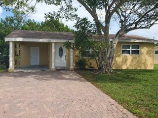 Photo - 516 NW 8th Ct