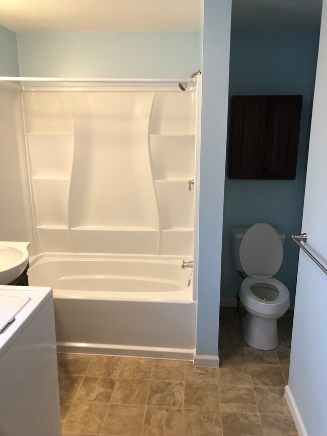 Building Photo - 177 Seymour St Unit Firstfloor