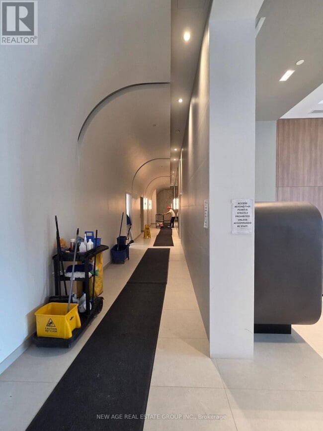 Photo - 2075 Lakeshore Rd. Unit 2309