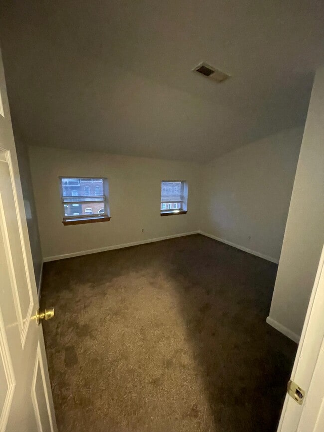 Photo - Washington Blvd