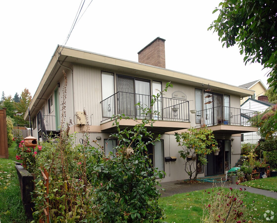 Photo - 3427-3429 21st Ave W