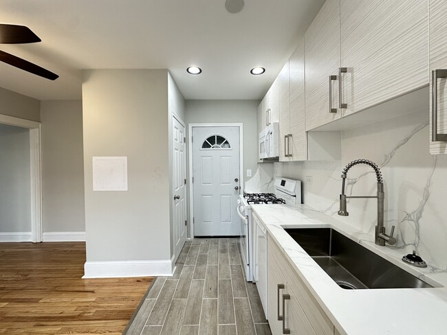 Photo - 324 S Maple Ave Unit A4