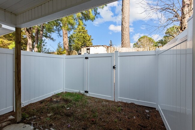 Photo - 1533 Pinebrook Court