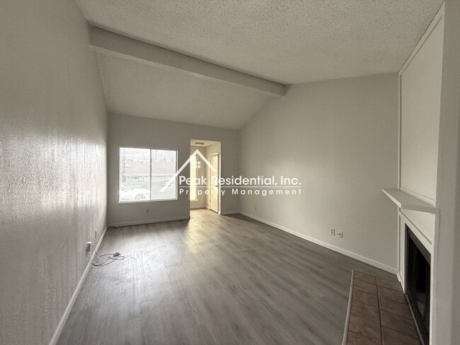 Photo - Wonderful 2bd/2ba Fair Oaks Duplex with Garage