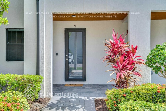 Photo - 10437 NW 82nd St