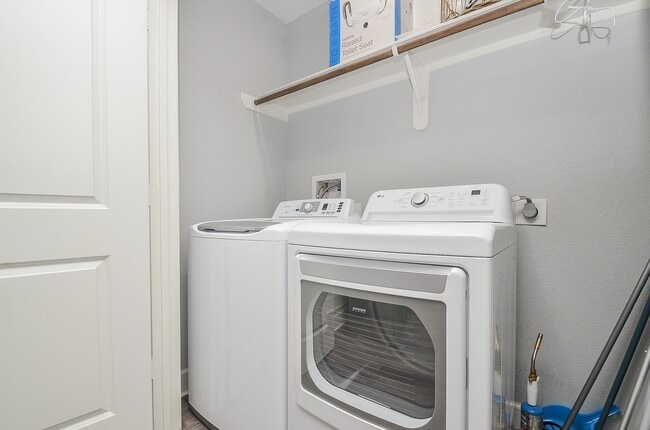 Photo - 5443 Quail Tree Ln