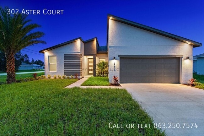 Building Photo - 302 W Aster Ct
