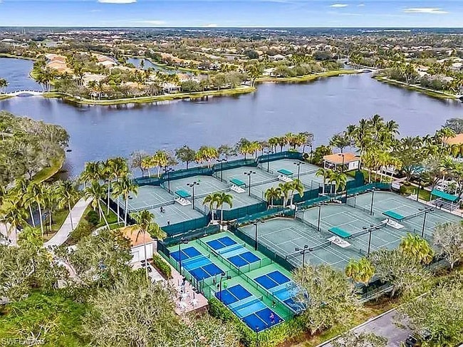 Photo - 6065 Islandwalk Blvd